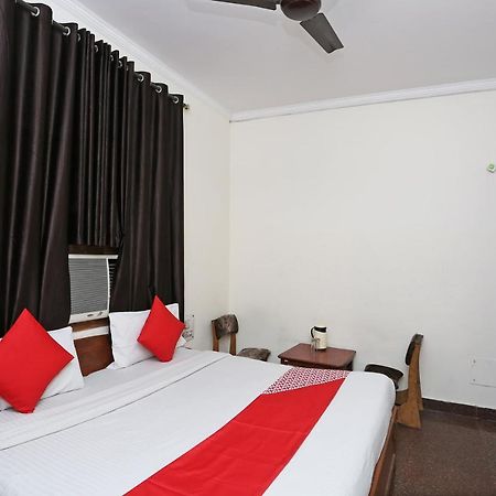 Oyo 8188 Vardhmaan Inn Delhi  Luaran gambar