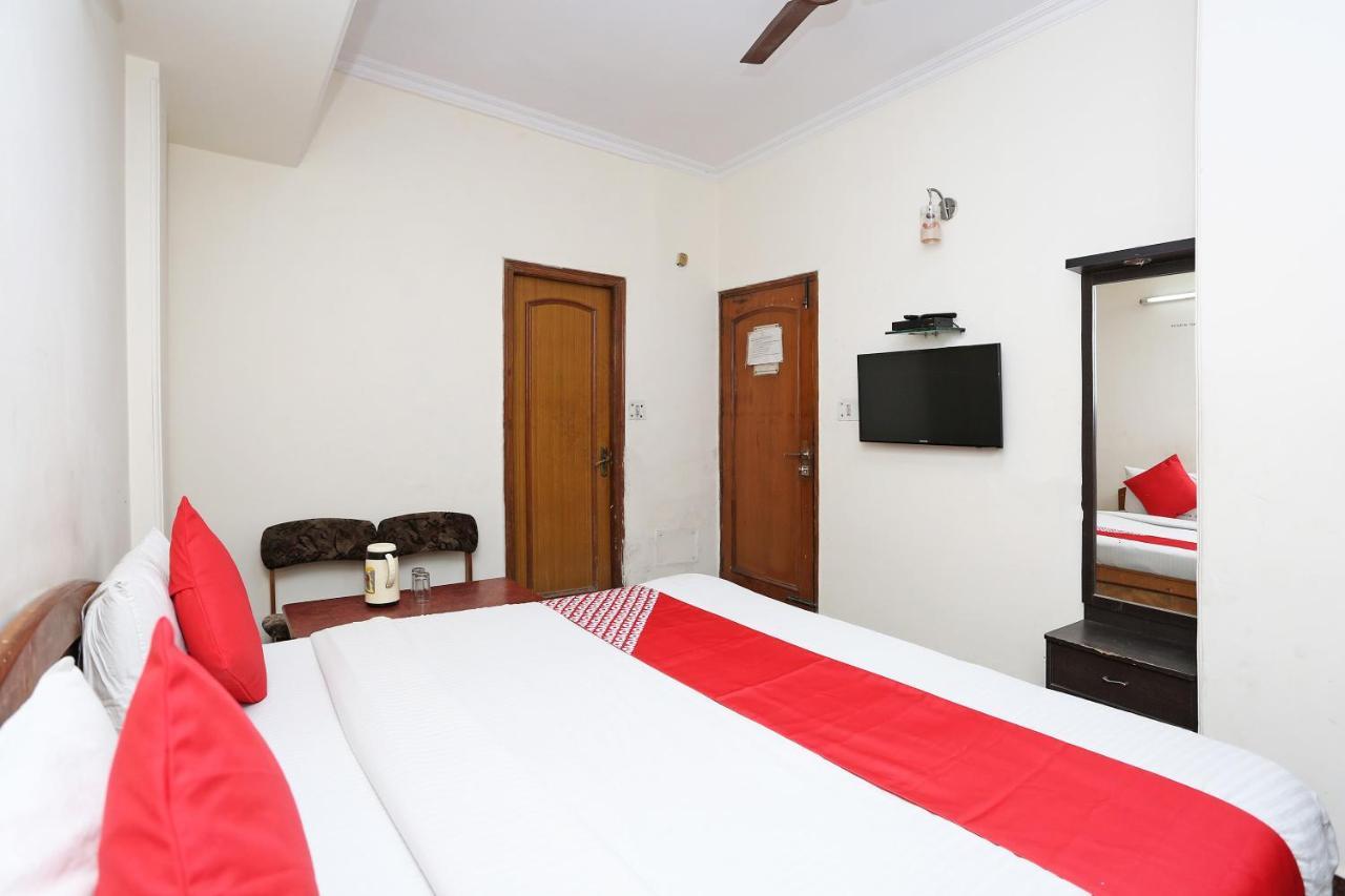 Oyo 8188 Vardhmaan Inn Delhi  Luaran gambar