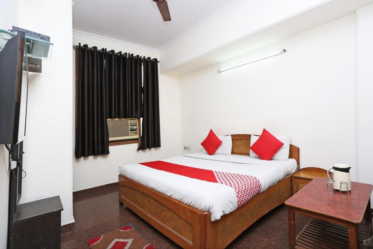 Oyo 8188 Vardhmaan Inn Delhi  Luaran gambar